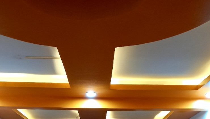 CHO THUÊ NHÀ MP CHÙA LÁNG, ĐỐNG ĐA 72M2, 4 TÂNG, MT 5M, 6P, 4 WC, GIÁ 45 TRIỆU